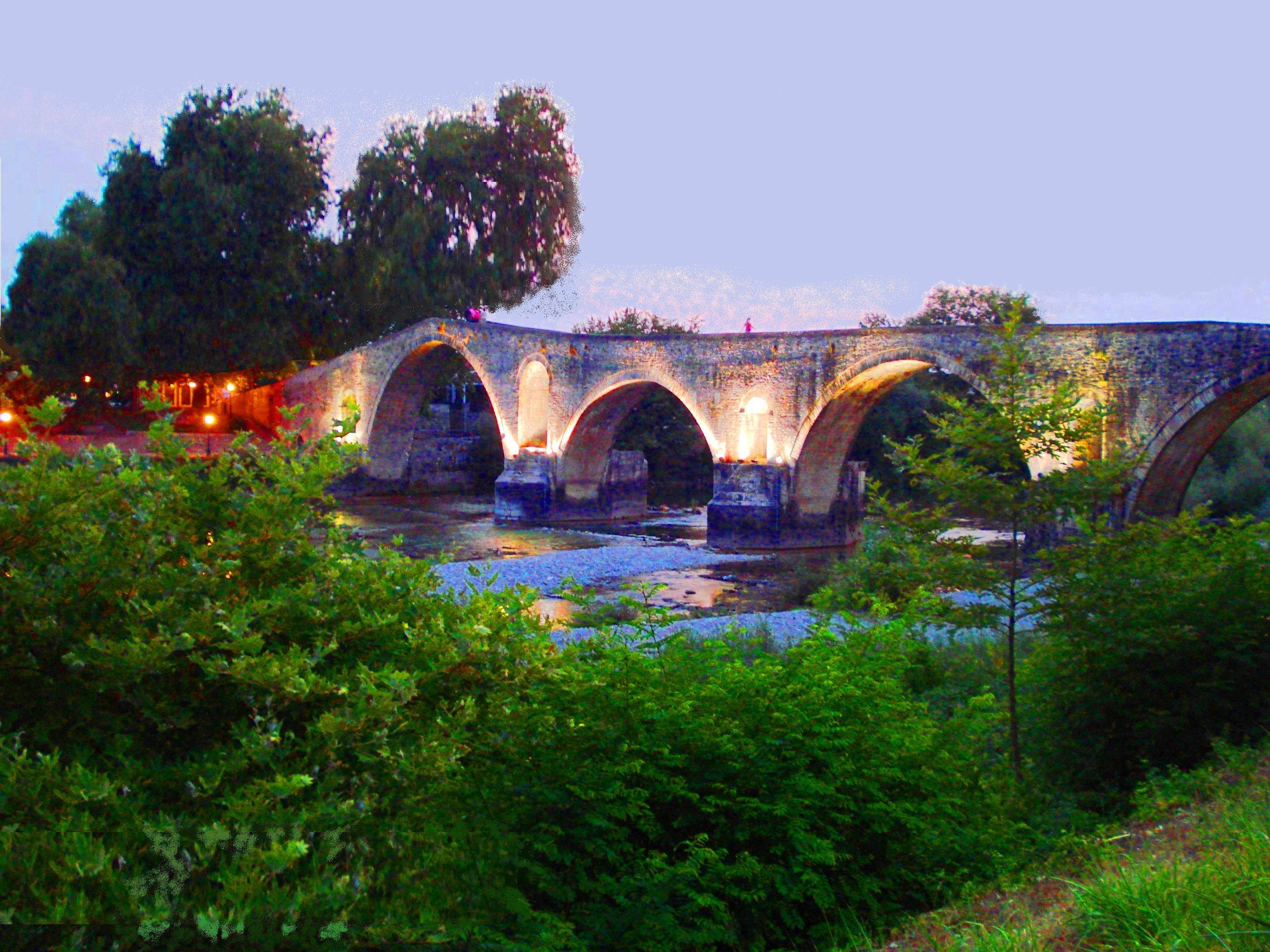 Arta. Bridge of Clay.