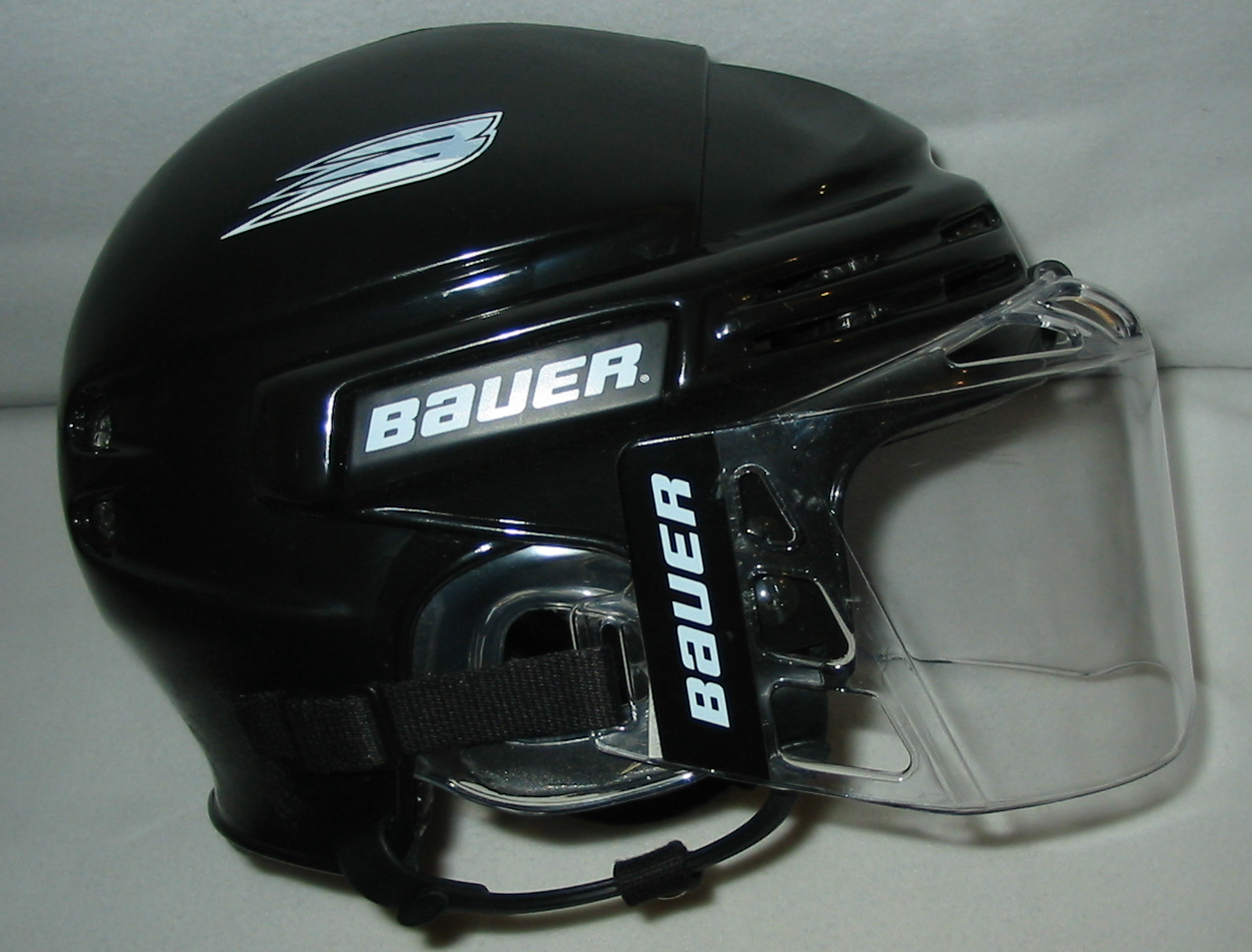 Hockey helmet - Wikipedia