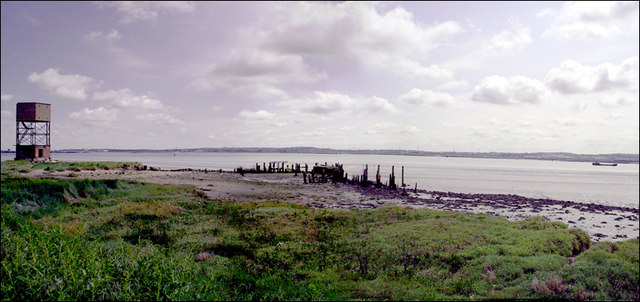 File:Coalhouse Point and the Thames Estuary - geograph.org.uk - 668807.jpg