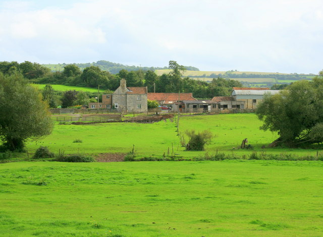 File:Court Farm, Wick - geograph.org.uk - 959680.jpg