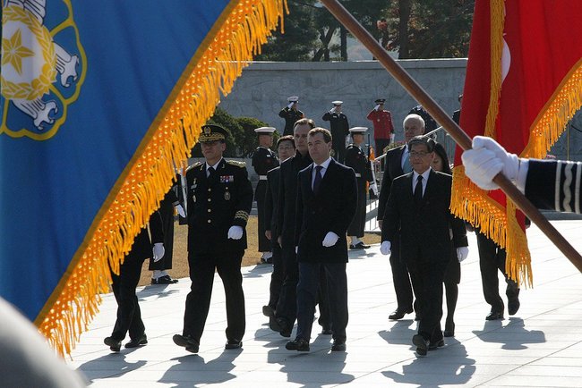 File:Dmitry Medvedev in South Korea 10 November 2010-2.jpeg