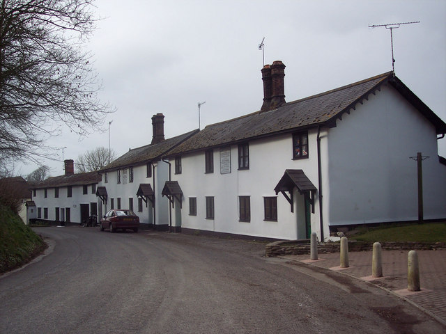 File:Flood Cottages, Orcheston - geograph.org.uk - 373142.jpg