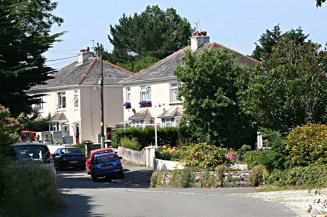 File:Houses at Bodieve - geograph.org.uk - 202961.jpg