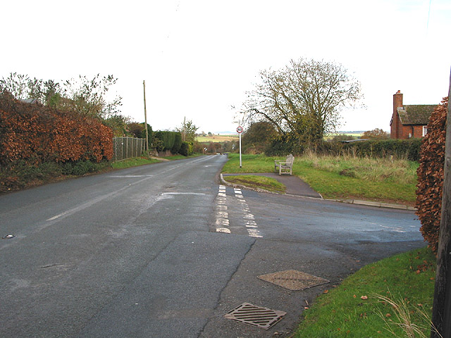 File:Minor road to Llangarron off the A466 at Llancloudy - geograph.org.uk - 622308.jpg