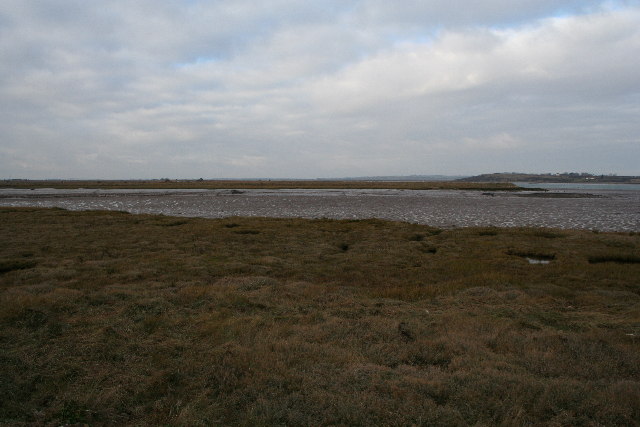 File:Mouth of Faversham Creek - geograph.org.uk - 96198.jpg