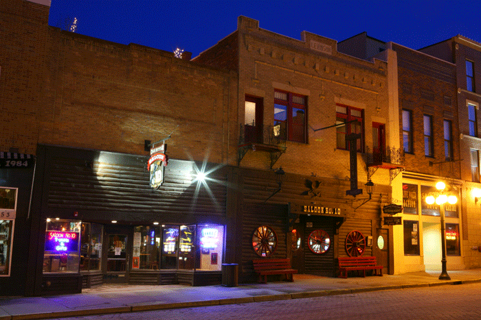 Old Style Saloon No. 10 - Wikipedia