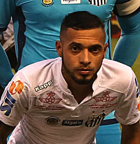 <span class="mw-page-title-main">Paulinho (footballer, born June 1988)</span> Brazilian footballer