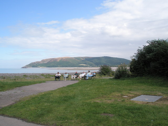 File:Taking it easy at Porlock Weir - geograph.org.uk - 925896.jpg