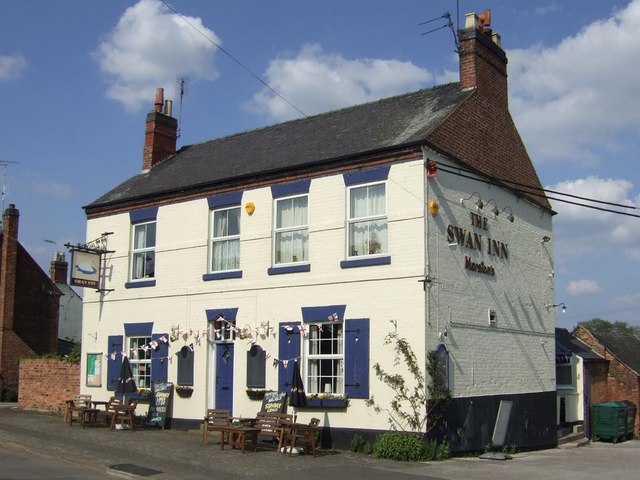 File:The Swan Inn - geograph.org.uk - 791189.jpg