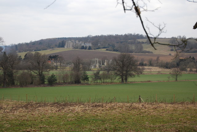 File:View to Bayham old Abbey and Bayham Abbey - geograph.org.uk - 1758853.jpg