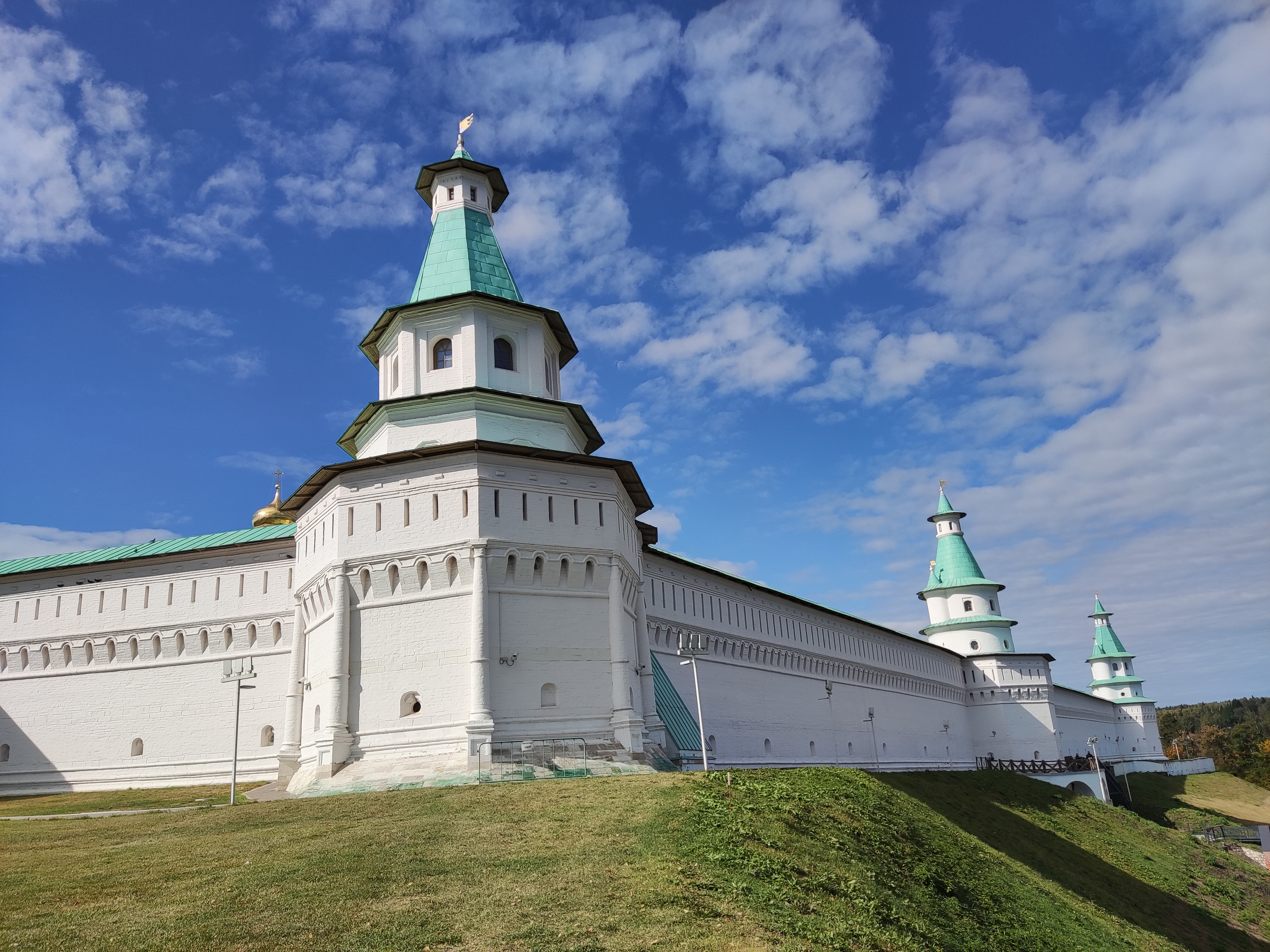 Фотовыставка в новом Иерусалиме монастыри России