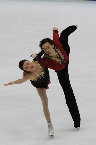 File:2009 NHK Trophy Pairs - Qing PANG - Jian TONG - 1890a.jpg