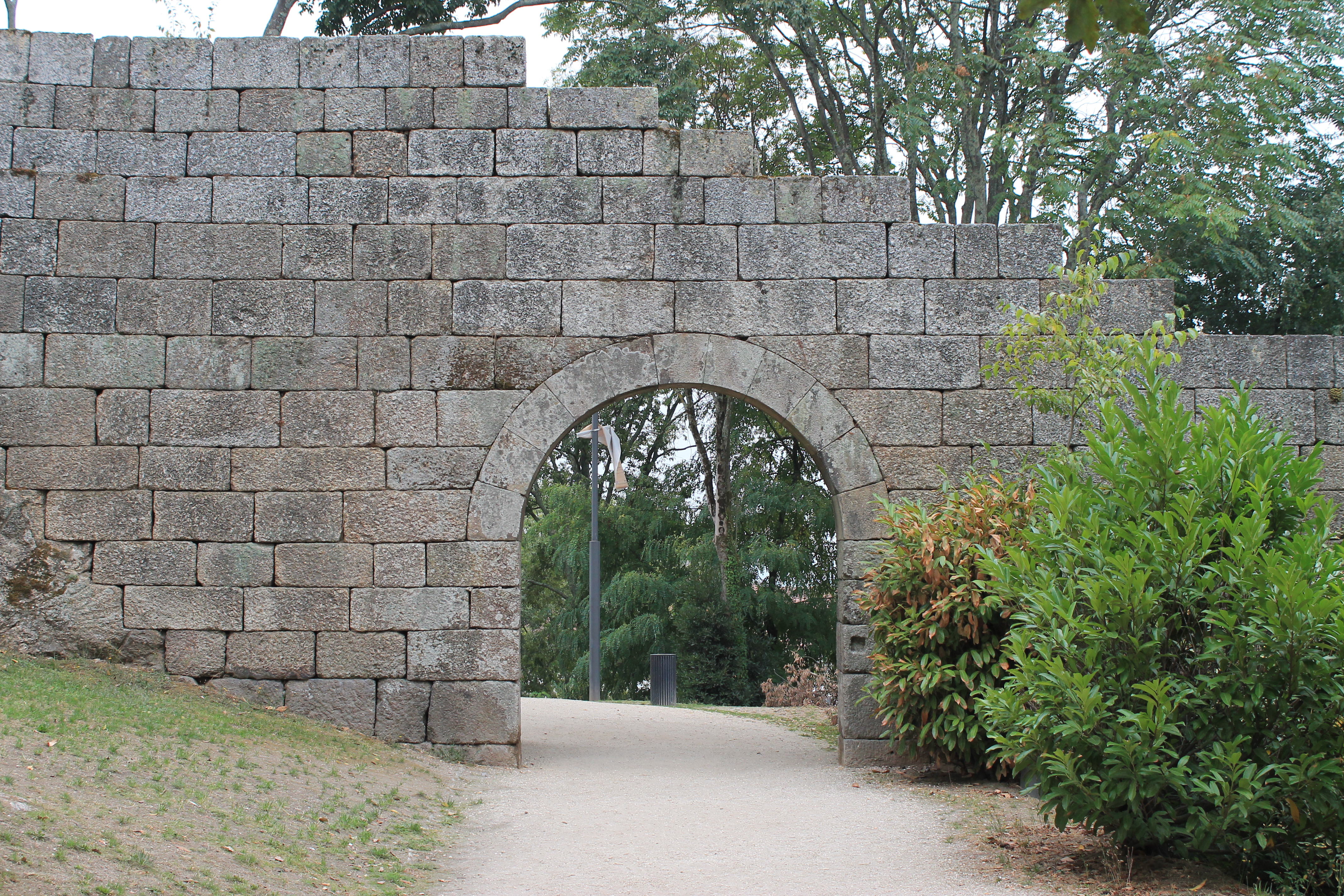 File arch. Немецкое кладбище Майкоп. Немецкое военное кладбище Апшеронск. Craigmillar Castle Эдинбург. Немецкое кладбище в Апшеронском районе Краснодарского.