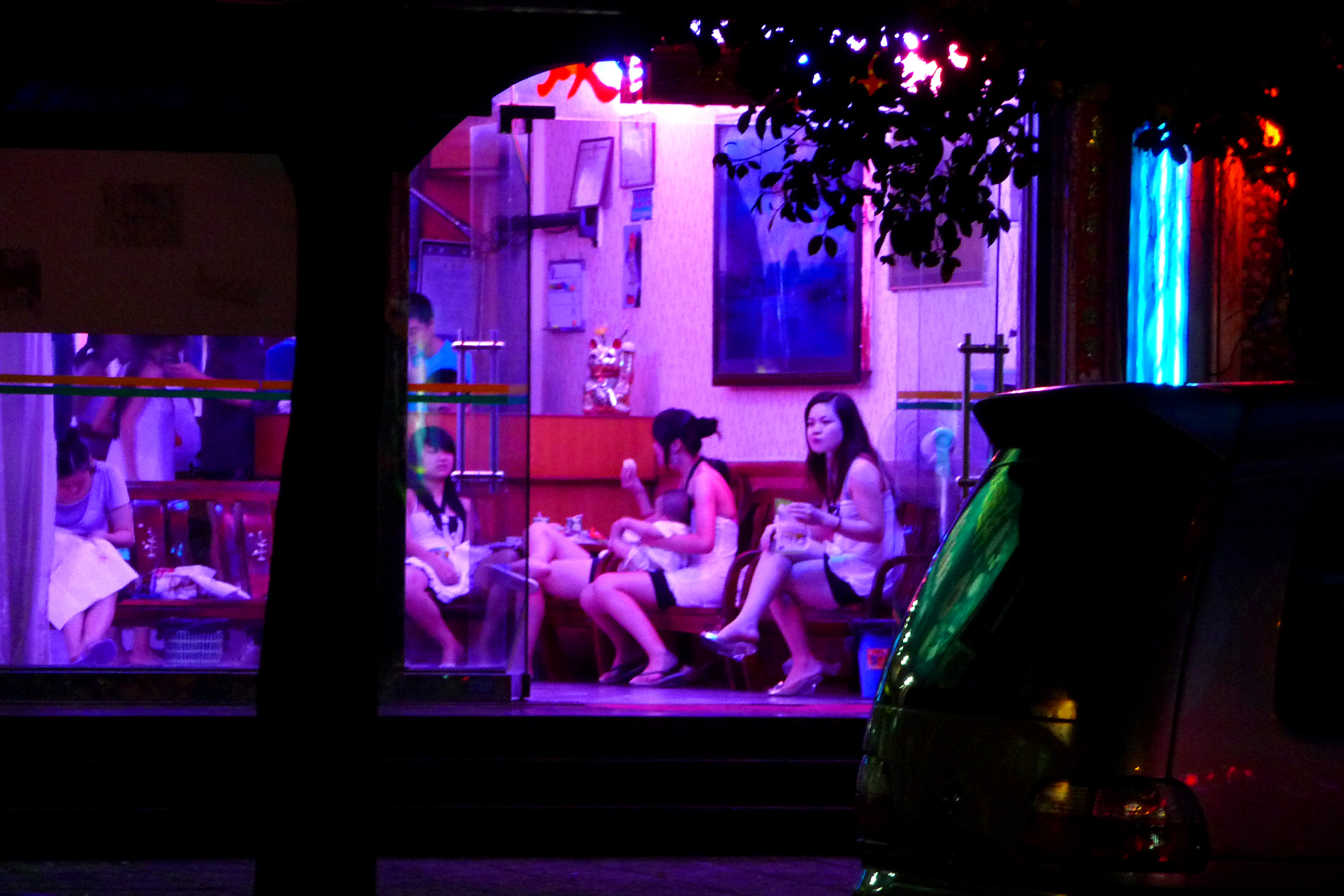 Car and sex in Shenzhen