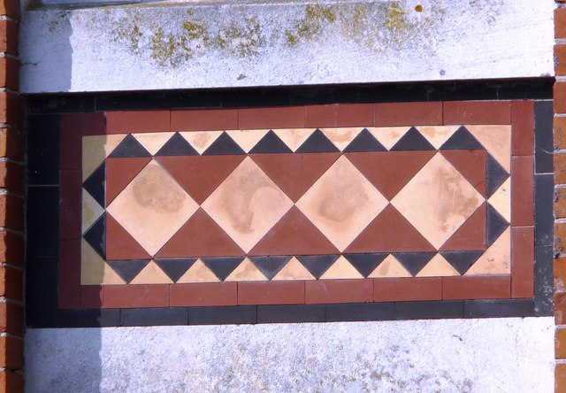 File:Decorative tiling, Rotunda, Oldway Mansion, Paignton - geograph.org.uk - 699482.jpg