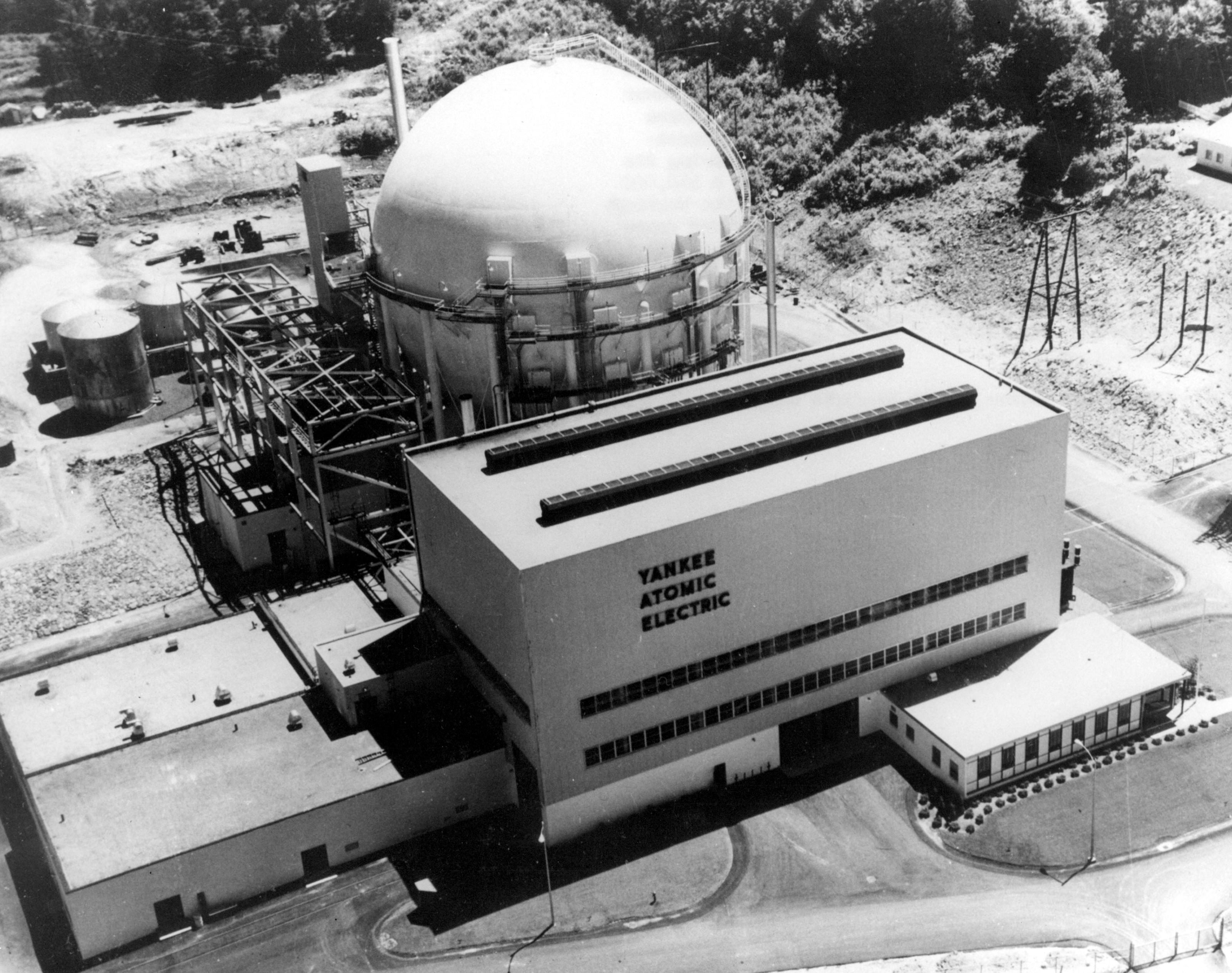 Первый советский ядерный реактор. АЭС «Yankee Rowe». АЭС 1964. АЭС Энрико ферми (США). АЭС Шиппингпорт в США.