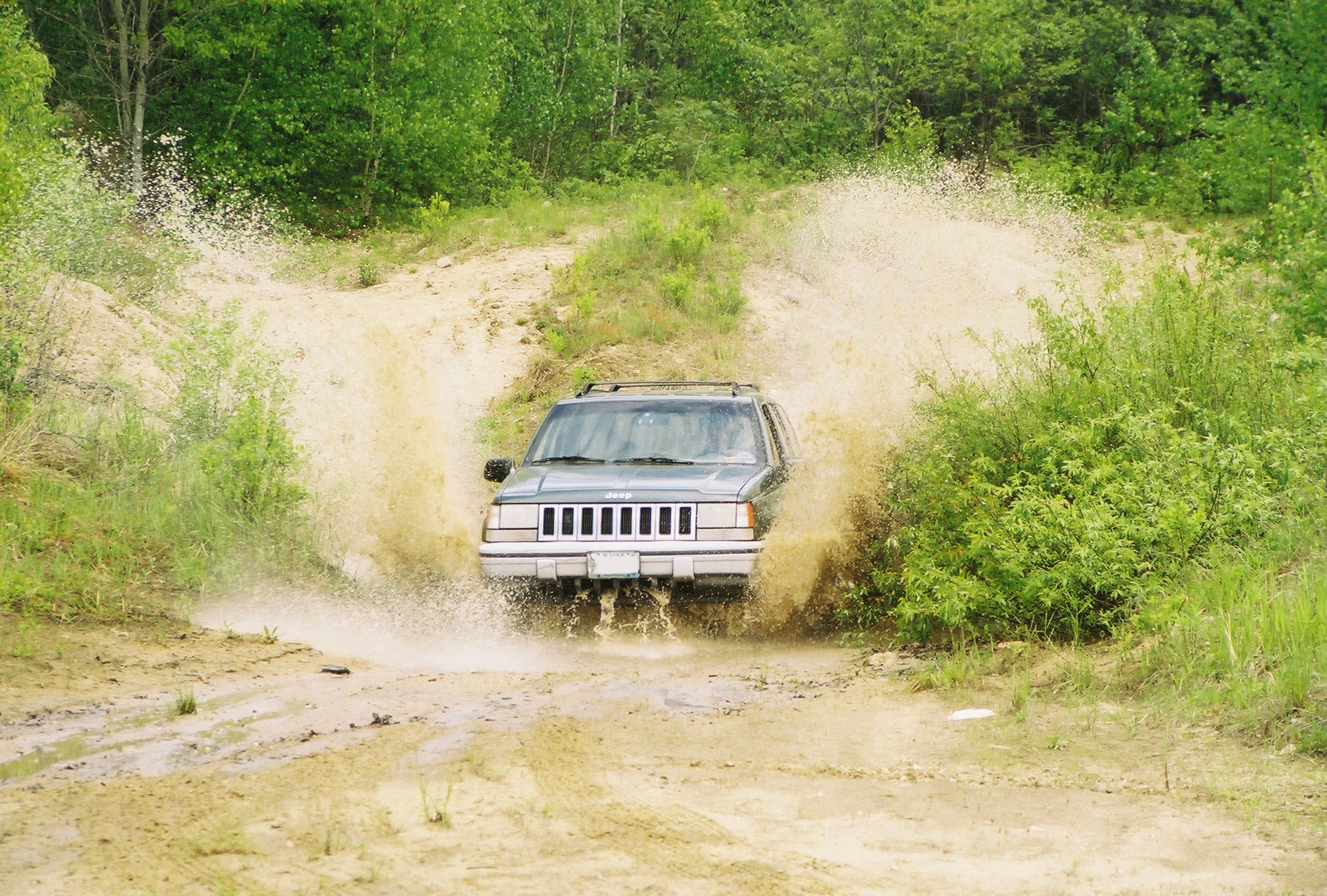 jeep grand cherokee off road