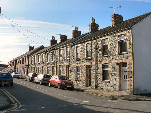 File:Jenkin Street Bridgend - geograph.org.uk - 1008420.jpg