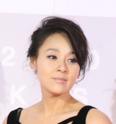 Fichier Jeon Mi Sun Headshot Jpg Wikipedia