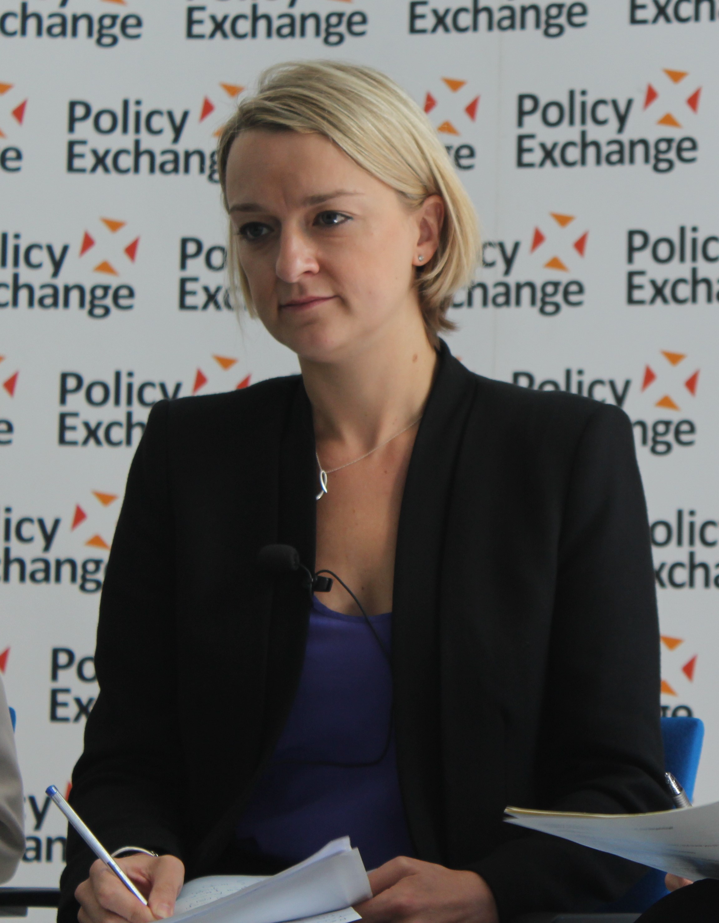 Laura Kuenssberg - Wikipedia