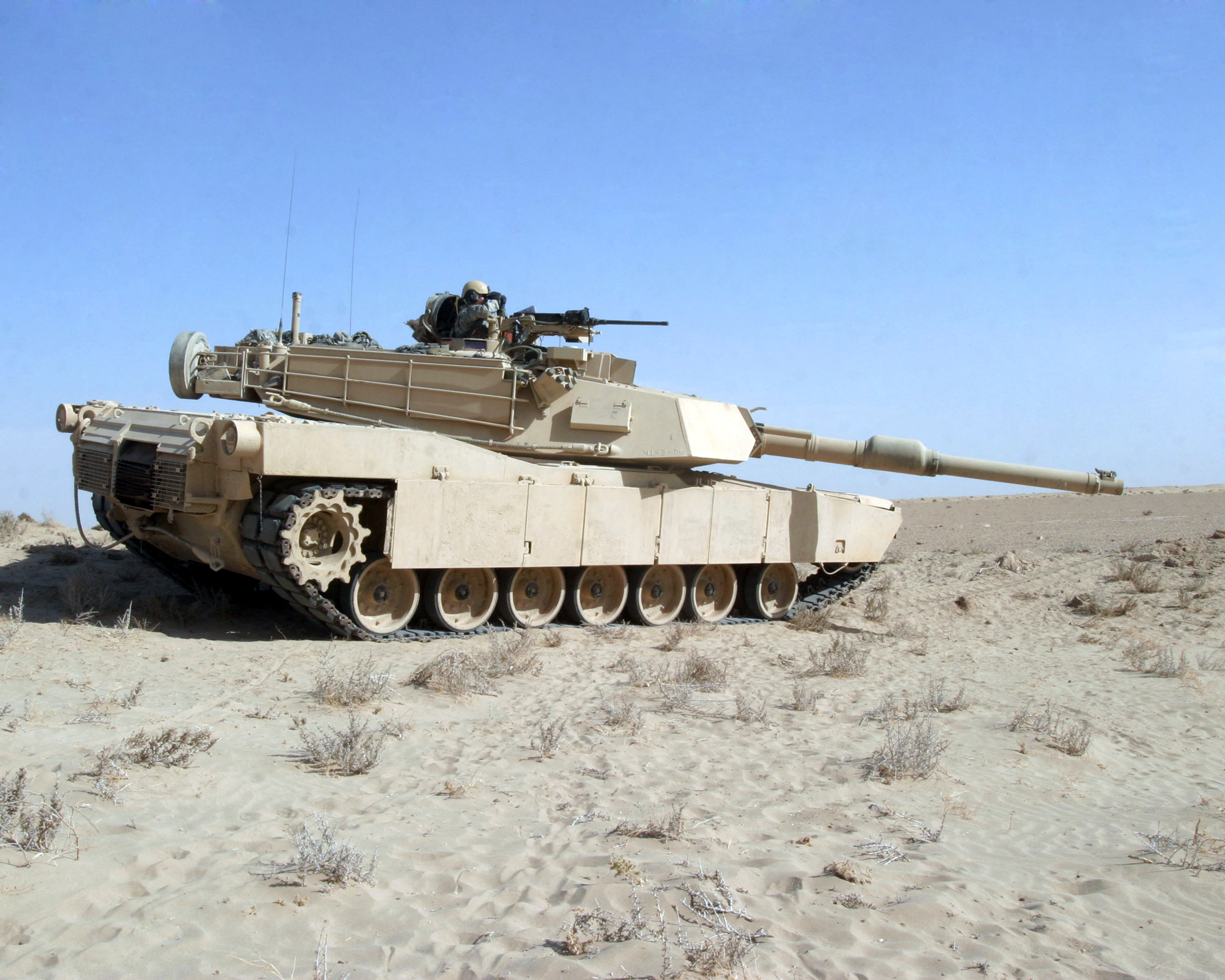 FileM1A1 Abrams tank, Ramadi, Iraq (2202457201).jpg Wikimedia Commons
