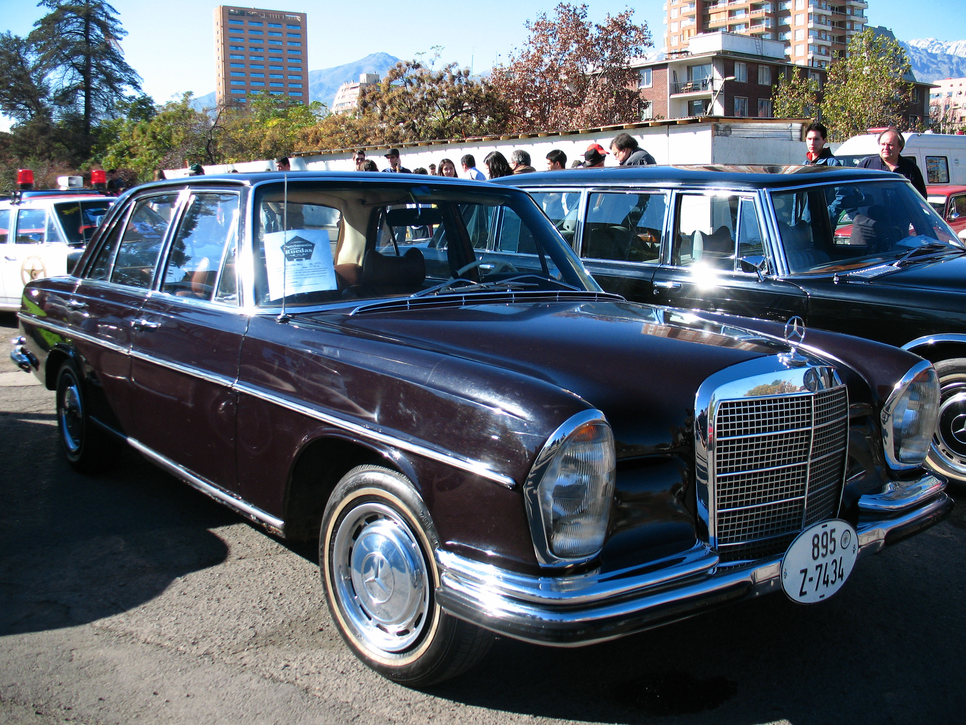 File:Mercedes Benz 280 S 1970 (14503960861).jpg - Wikimedia Commons