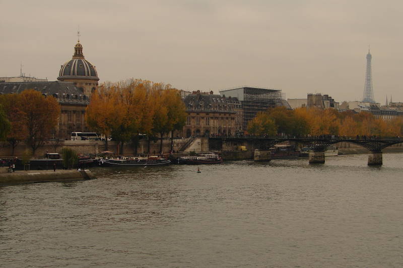 File:Pont des Arts (17043923327).jpg