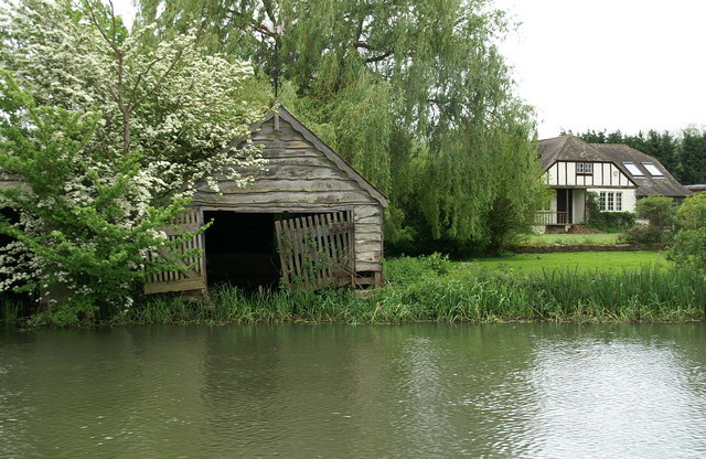 File:Riverside house, Appleton - geograph.org.uk - 435897.jpg