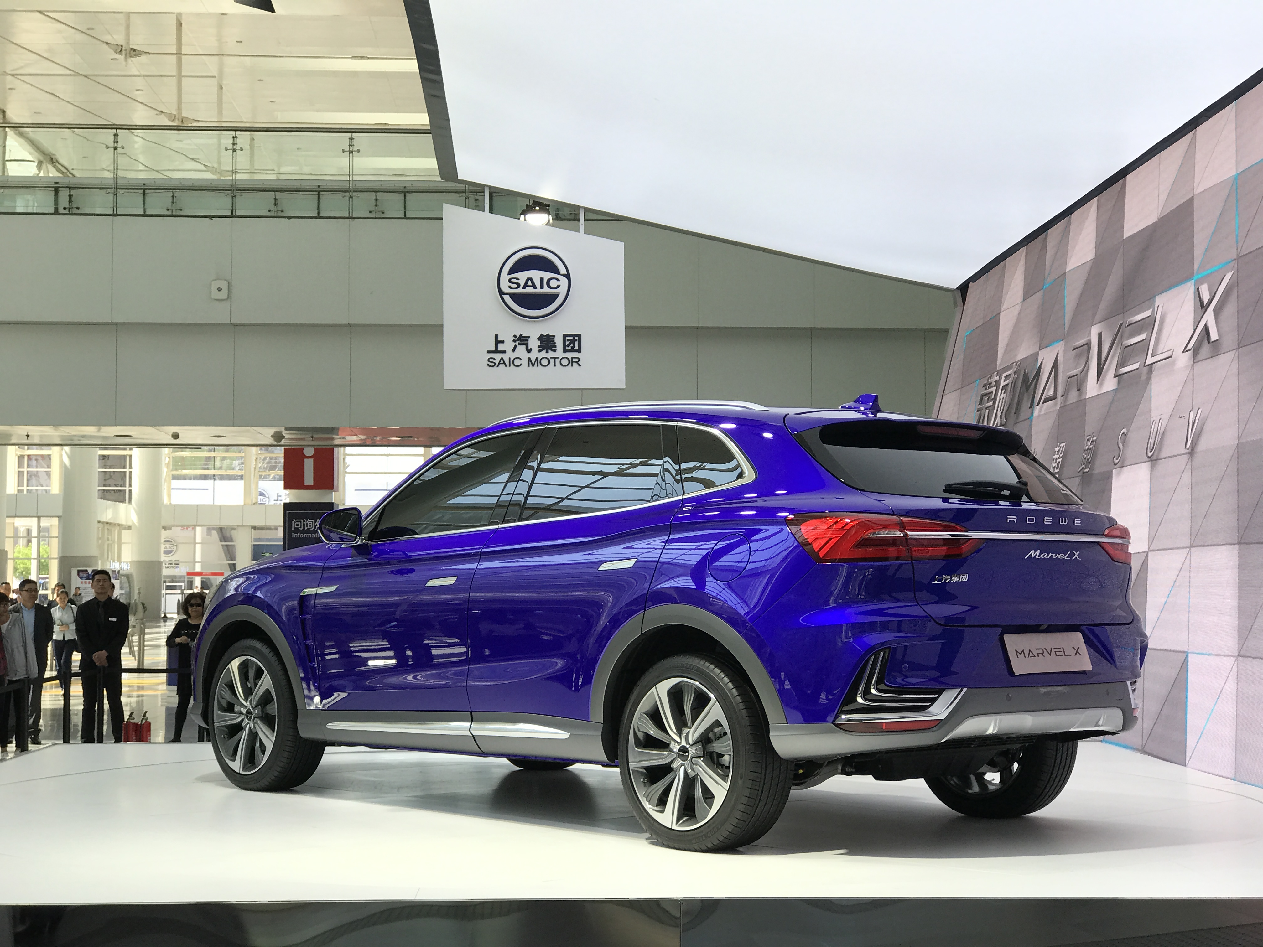 Saic автомобили. SAIC Roewe Marvel x. SAIC кроссовер 2022. Roewe Marvel r 2022. SAIC Motor Джипы.