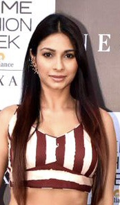 Tanishaa Mukerji em 2020 (cortado) .jpg