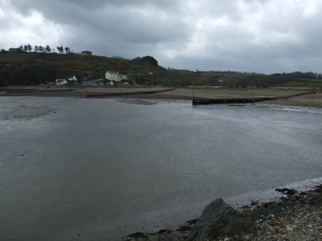 File:The Parrog beach from the breakwater - geograph.org.uk - 1253917.jpg