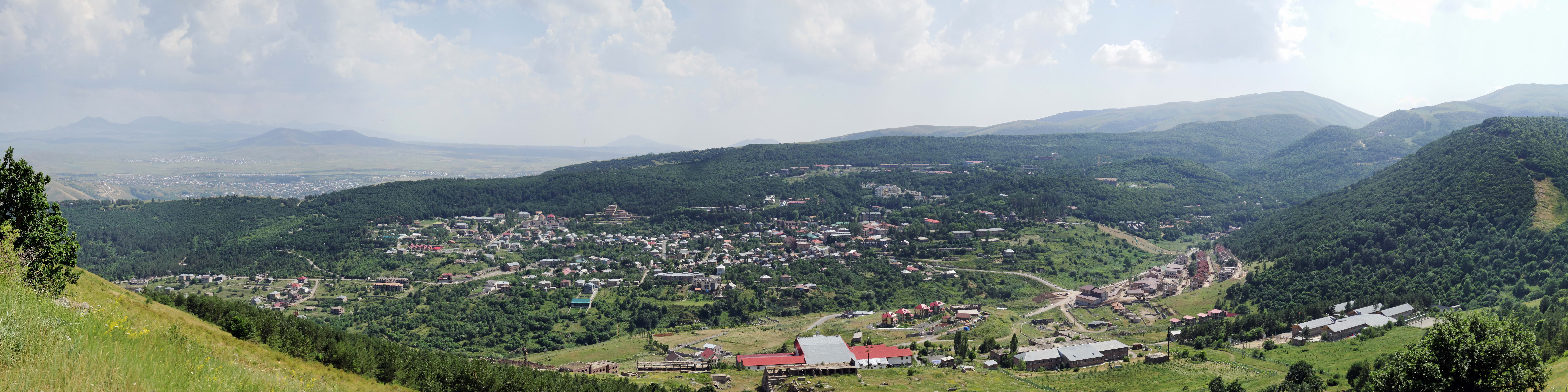 Цахкадзор панорама