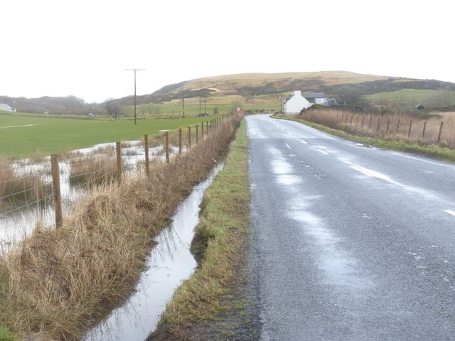 File:A846 near Ayen Cottage, Islay - geograph.org.uk - 3855114.jpg