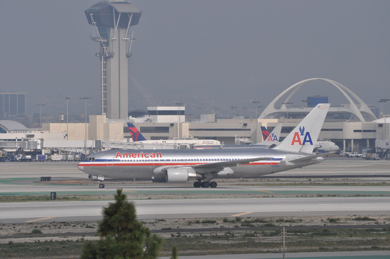 File:American Airlines Flagship Service - Flickr - skinnylawyer.jpg