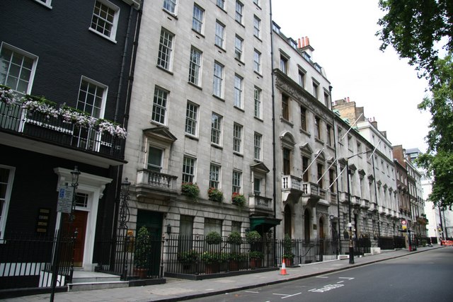 File:Berkeley Square - geograph.org.uk - 911959.jpg