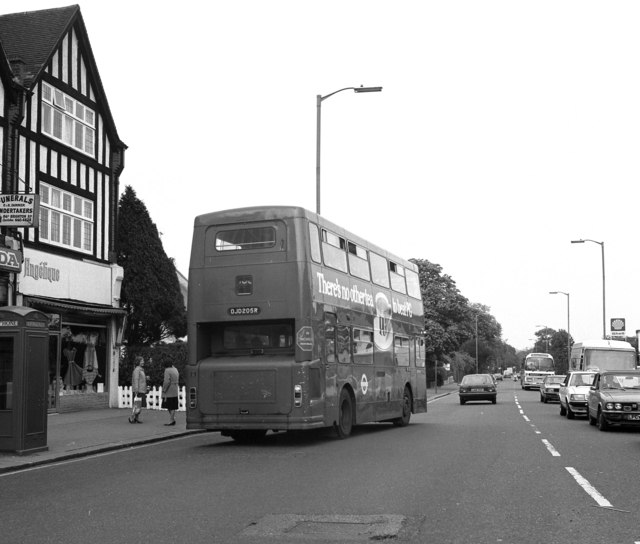 File:Brighton Road, Coulsdon - geograph.org.uk - 630856.jpg