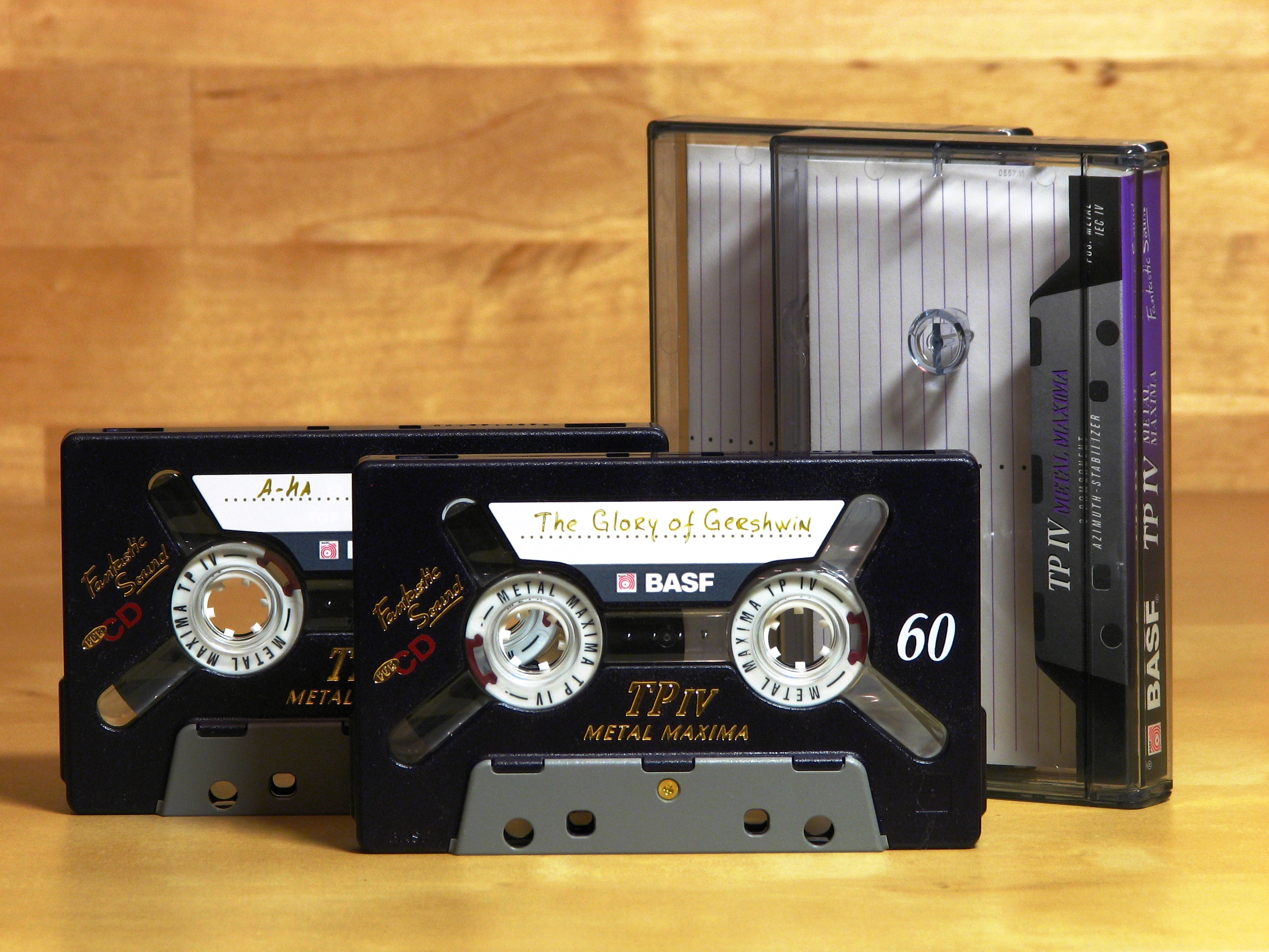 File:Compact Cassette   BASF TP IV Metal Maxima  slim.JPG