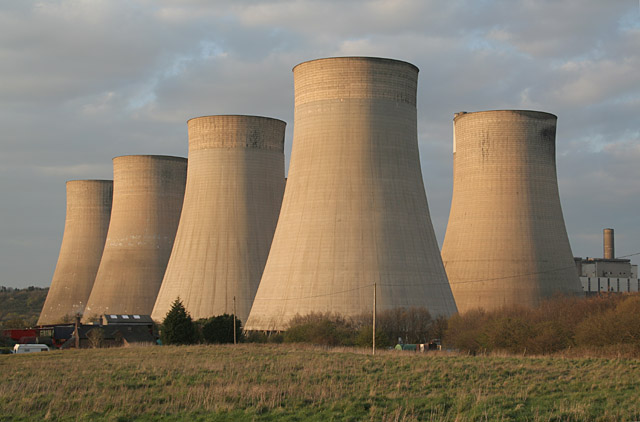 File:Cooling towers in the sunset, Ratcliffe Power Station - geograph.org.uk - 396420.jpg