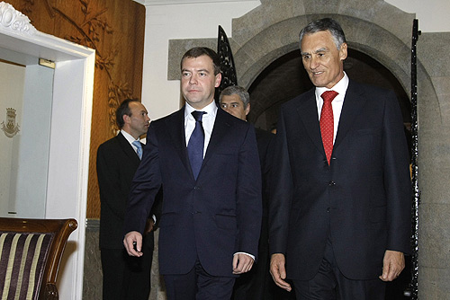 File:Dmitry Medvedev 21 November 2008-2.jpg