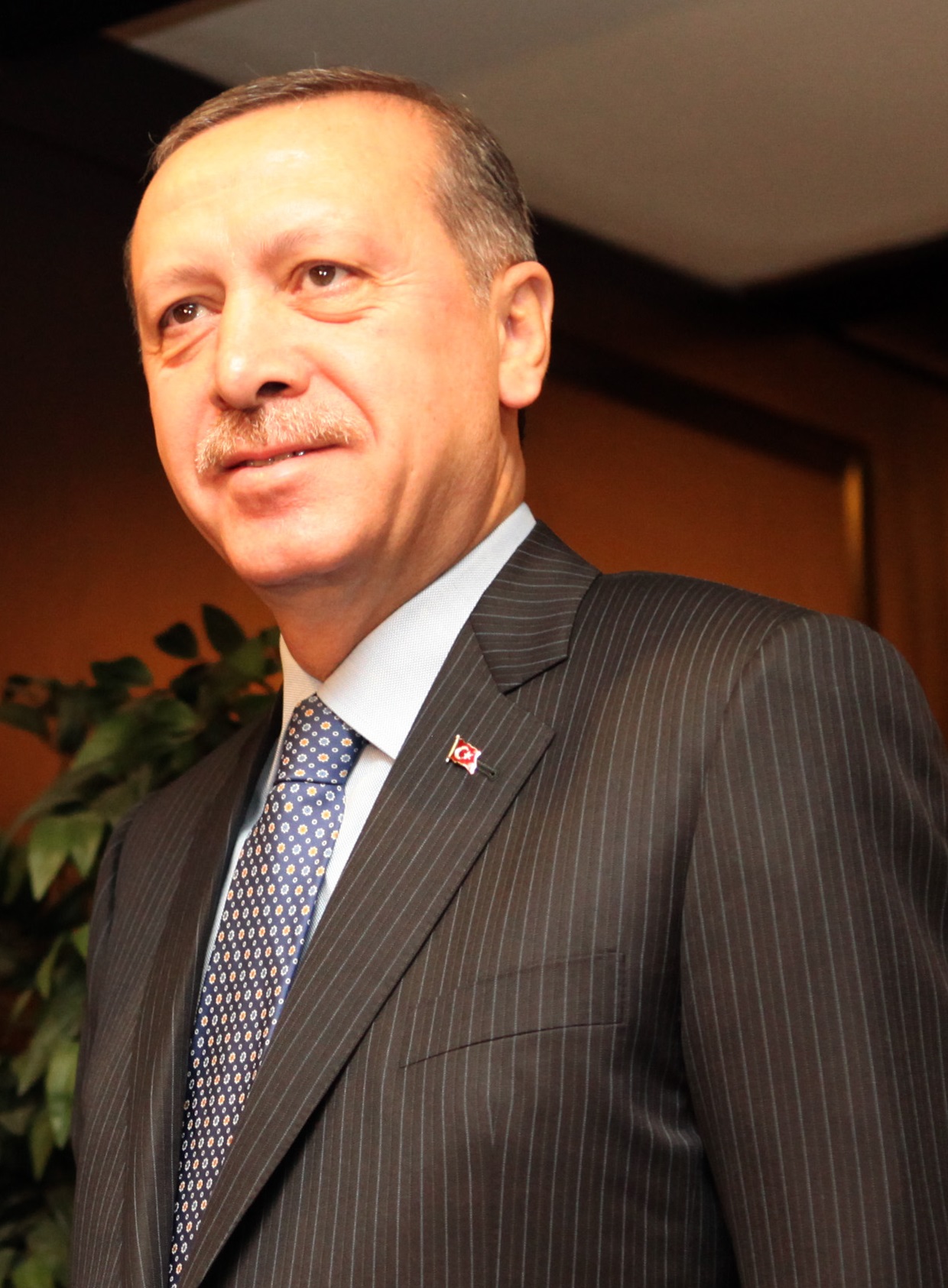 Recep Tayyip Erdogan » Steckbrief | Promi-Geburtstage.de