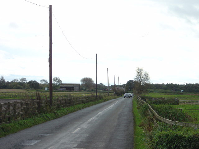 File:Fish Lane - geograph.org.uk - 999866.jpg