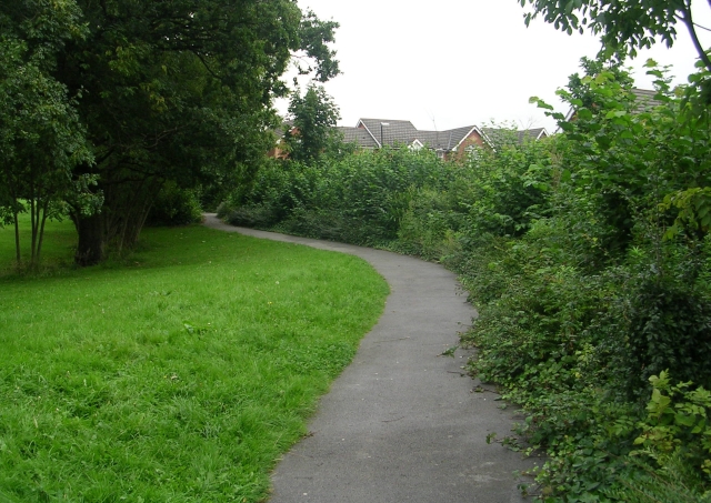 File:Footpath - Colton Road East - geograph.org.uk - 961409.jpg