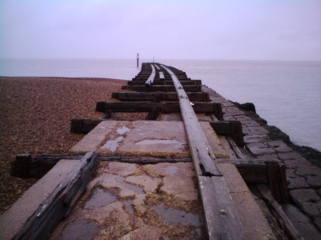 File:Landguard Point - geograph.org.uk - 1053391.jpg