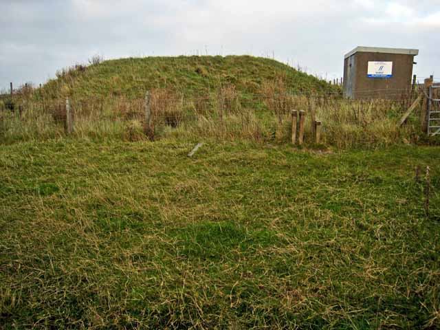 File:Letterpin service reservoir - geograph.org.uk - 263202.jpg