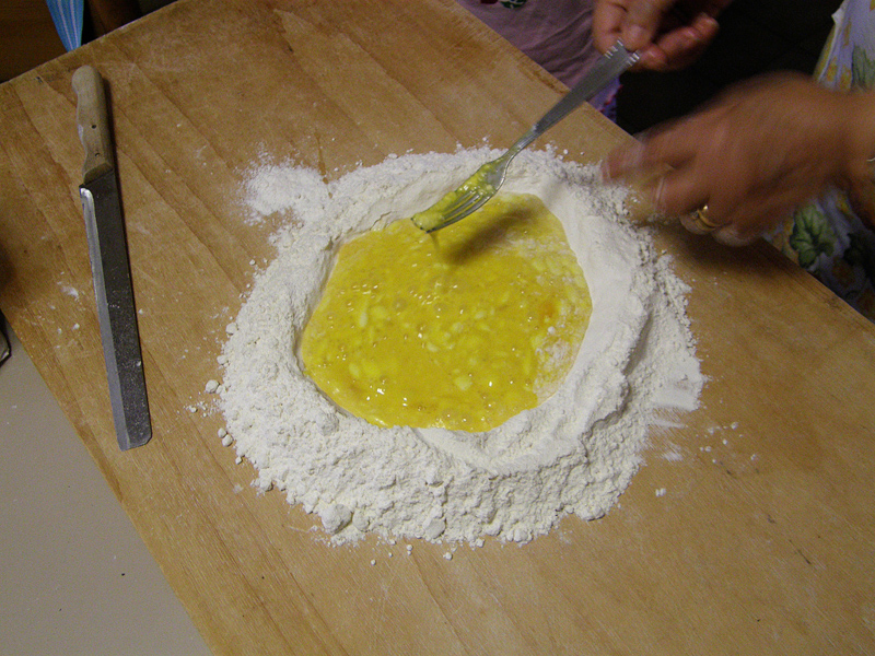 File:Pasta 2009 17 (RaBoe).jpg