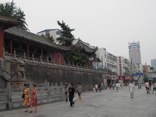 File:Shimada K2008-Hefei-WalkingStreet-IMGP8707m.jpg