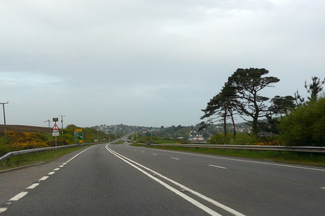 File:The A39 Atlantic Highway approaching Bideford New Bridge - geograph.org.uk - 787239.jpg