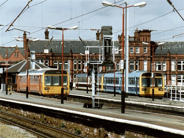 File:Wigan North Western Station.jpg