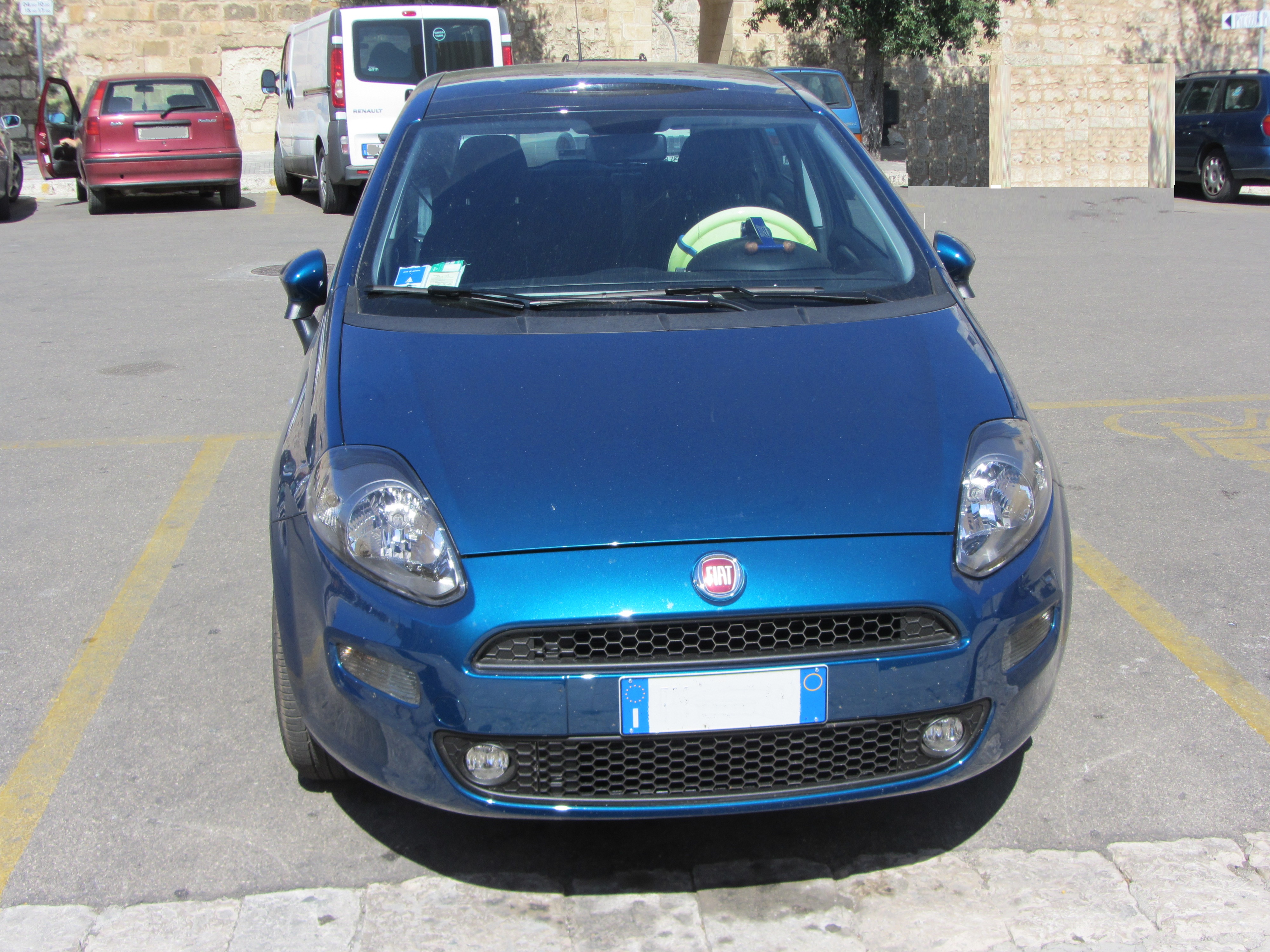 File: 12 - ITALY- Fiat Punto 2012 - 2.JPG - Wikimedia Commons