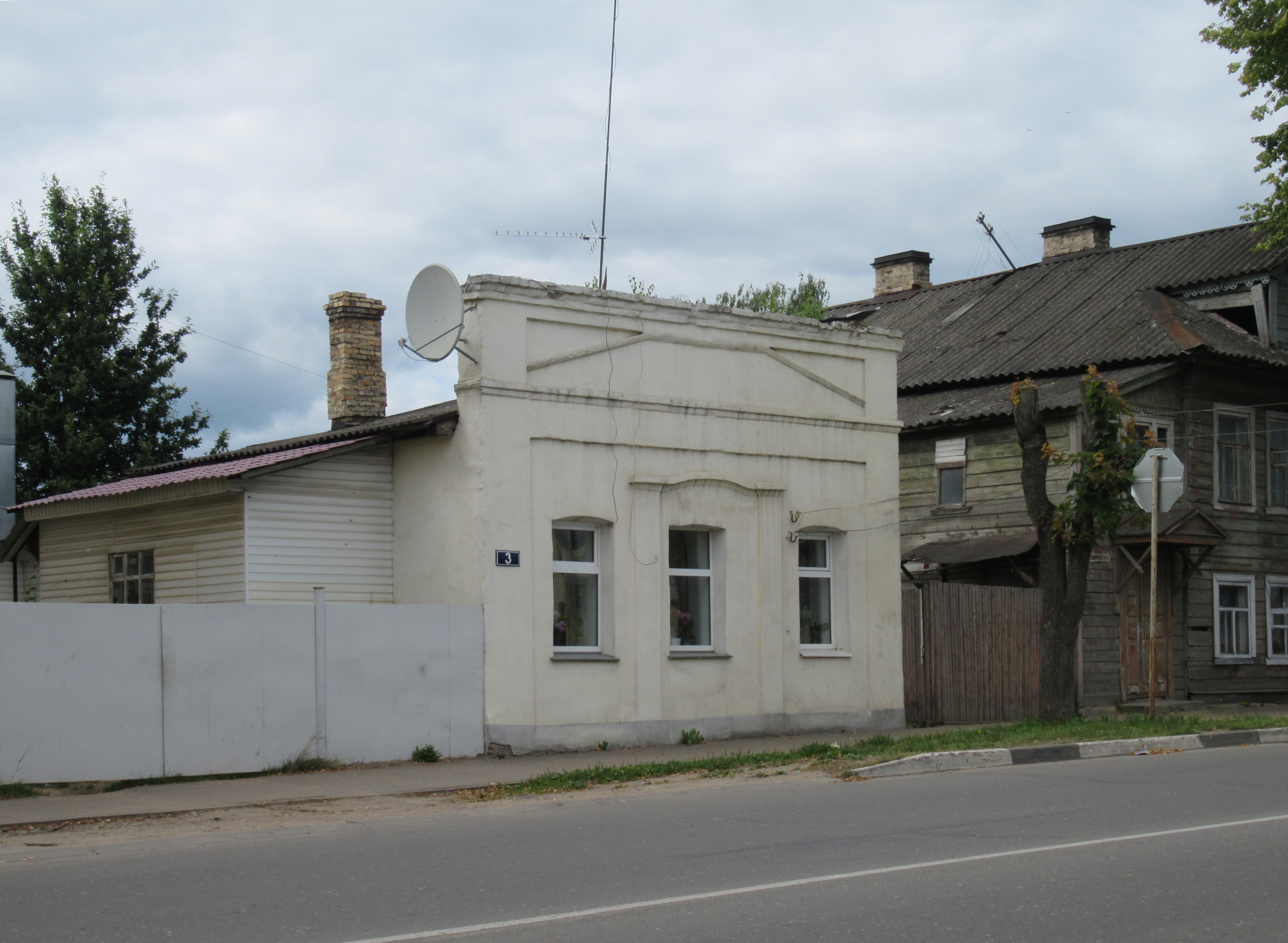 Торжок улица дзержинского. Торжок ул Дзержинского 11. Торжок, ул. Дзержинского, 43. Улица Дзержинского 3 Тверь.